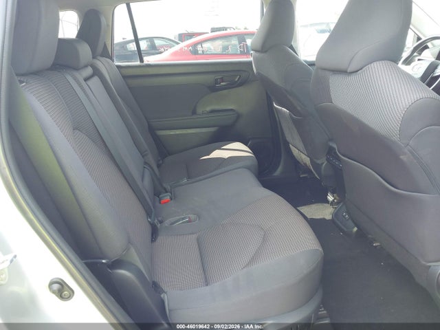2021 Toyota Highlander Le მანქანა იყიდება აუქციონზე, vin: 5TDBZRBHXMS101541, აუქციონის ნომერი: 46019642