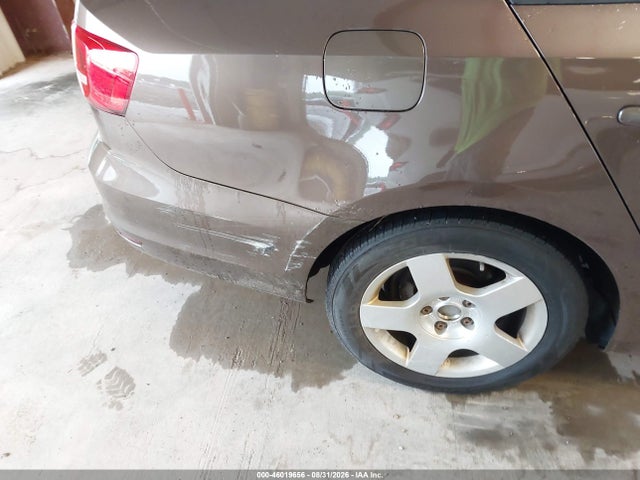 Продажа на аукционе авто 2015 Volkswagen Jetta 2.0l S, vin: 3VW2K7AJ4FM243929, номер лота: 46019656