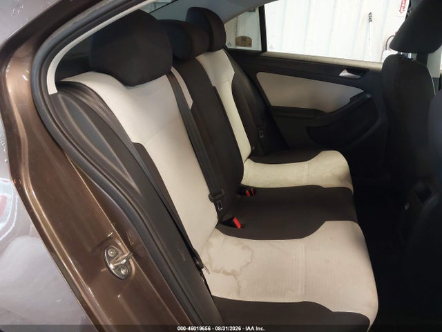 Продажа на аукционе авто 2015 Volkswagen Jetta 2.0l S, vin: 3VW2K7AJ4FM243929, номер лота: 46019656