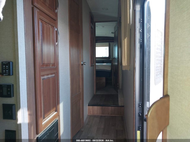 Aukcja sprzedaży 2017 Keystone Montana, vin: 4YDF38122H4702466, numer aukcji: 46019693