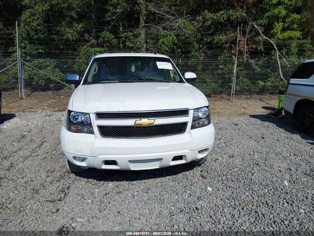 46019701 :رقم المزاد ، 1GNSCJE04DR246847 vin ، 2013 Chevrolet Suburban 1500 Lt مزاد بيع