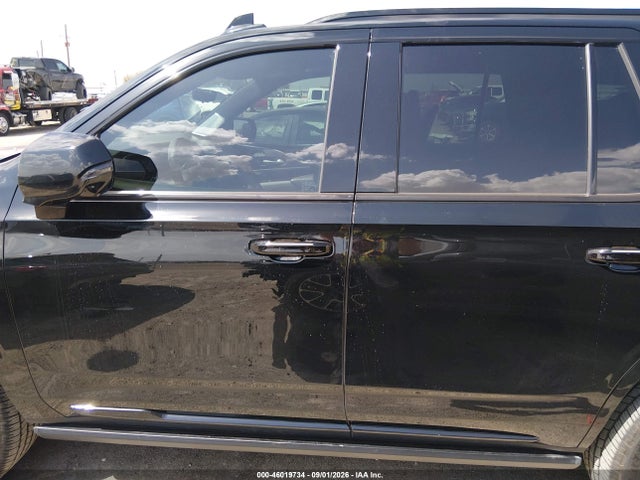 Продаж на аукціоні авто 2023 Cadillac Escalade 4wd Sport Platinum, vin: 1GYS4GKL0PR344781, номер лоту: 46019734