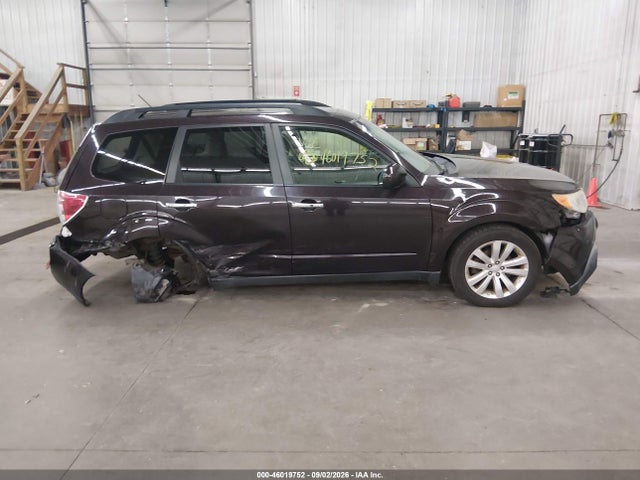 46019752 :رقم المزاد ، JF2SHADC8DH437197 vin ، 2013 Subaru Forester 2.5x Premium مزاد بيع