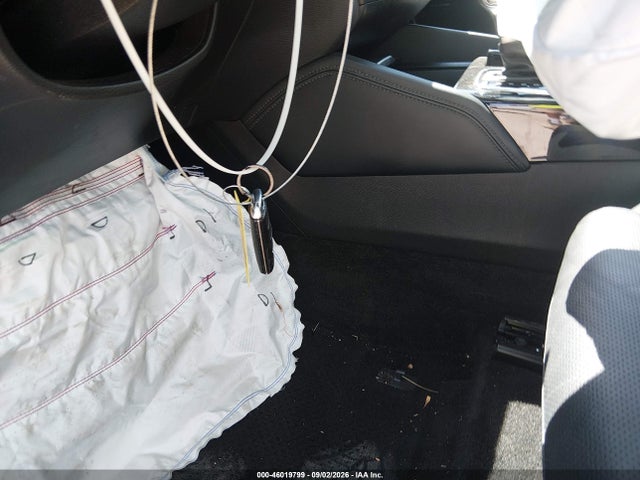 46019799 :رقم المزاد ، KNALC4J13H5065519 vin ، 2017 Kia Cadenza Premium مزاد بيع