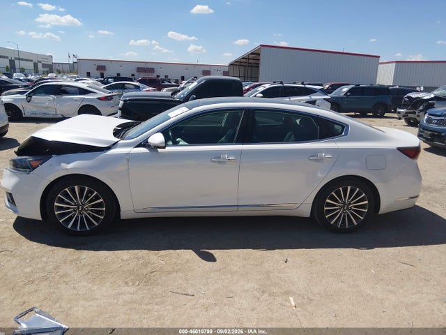 46019799 :رقم المزاد ، KNALC4J13H5065519 vin ، 2017 Kia Cadenza Premium مزاد بيع