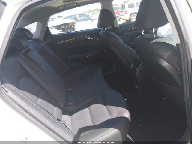 46019799 :رقم المزاد ، KNALC4J13H5065519 vin ، 2017 Kia Cadenza Premium مزاد بيع