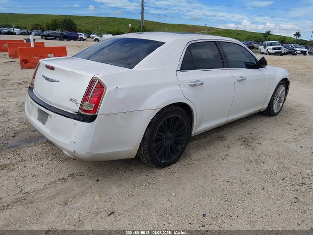 Продаж на аукціоні авто 2014 Chrysler 300c, vin: 2C3CCAET7EH159957, номер лоту: 46019812