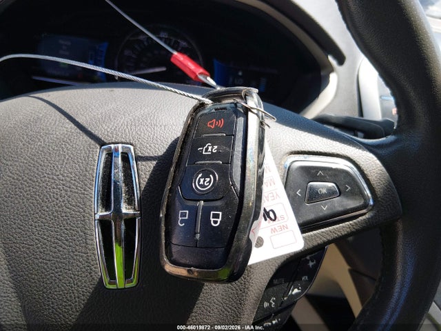 Продаж на аукціоні авто 2013 Lincoln Mkz Hybrid, vin: 3LN6L2LU6DR823299, номер лоту: 46019872