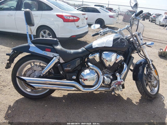46019878 :رقم المزاد ، 1HFSC46B67A500044 vin ، 2007 Honda Vtx1800 F1 مزاد بيع