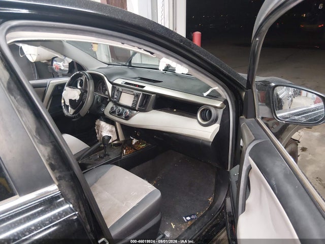 Toyota RAV4 LE 2015 2T3ZFREV1FW167731 Image 5