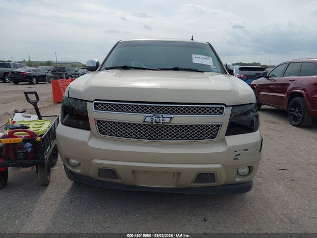 46019965 :رقم المزاد ، 1GNSCCE05BR261818 vin ، 2011 Chevrolet Tahoe Ltz مزاد بيع