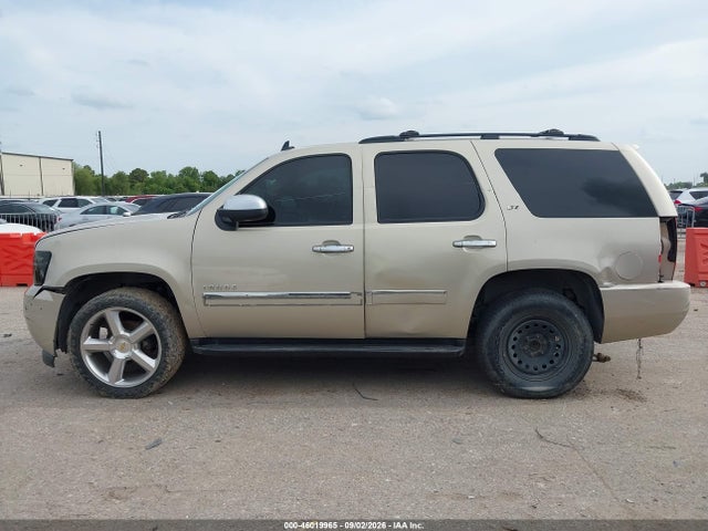 46019965 :رقم المزاد ، 1GNSCCE05BR261818 vin ، 2011 Chevrolet Tahoe Ltz مزاد بيع