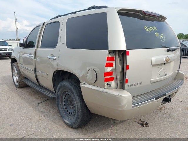 46019965 :رقم المزاد ، 1GNSCCE05BR261818 vin ، 2011 Chevrolet Tahoe Ltz مزاد بيع