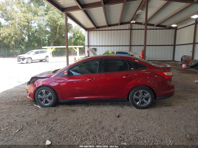 Ford FOCUS SE 2014 1FADP3F23EL204035 Image 14