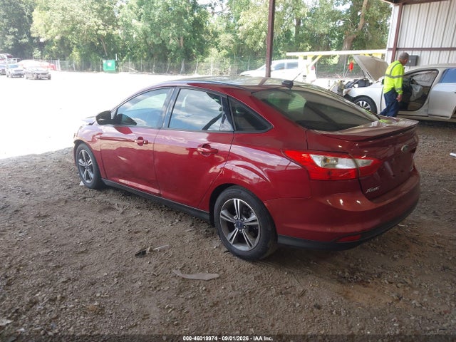 Ford FOCUS SE 2014 1FADP3F23EL204035 Image 3