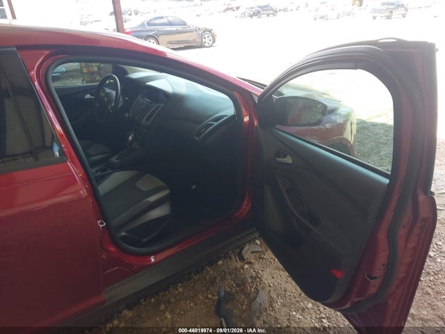 Ford FOCUS SE 2014 1FADP3F23EL204035 Image 5