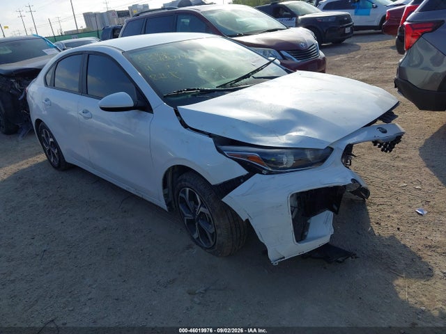 46019976 :رقم المزاد ، 3KPF24AD4ME410617 vin ، 2021 Kia Forte Lxs مزاد بيع