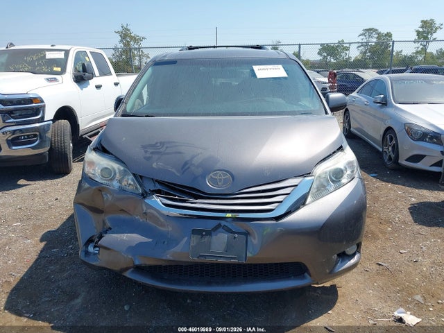 2016 Toyota Sienna Xle 8 Passenger მანქანა იყიდება აუქციონზე, vin: 5TDYK3DC2GS701472, აუქციონის ნომერი: 46019989