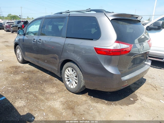 2016 Toyota Sienna Xle 8 Passenger მანქანა იყიდება აუქციონზე, vin: 5TDYK3DC2GS701472, აუქციონის ნომერი: 46019989