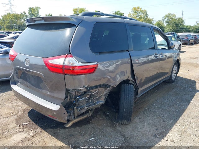 2016 Toyota Sienna Xle 8 Passenger მანქანა იყიდება აუქციონზე, vin: 5TDYK3DC2GS701472, აუქციონის ნომერი: 46019989