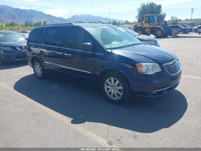 Chrysler Town &amp; Country Touring 2016 2C4RC1BG5GR188786 main image