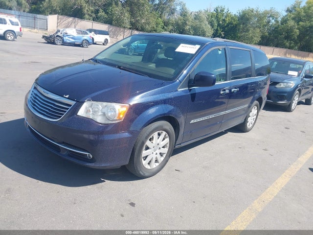 2016 Chrysler Town & Country Touring მანქანა იყიდება აუქციონზე, vin: 2C4RC1BG5GR188786, აუქციონის ნომერი: 46019992