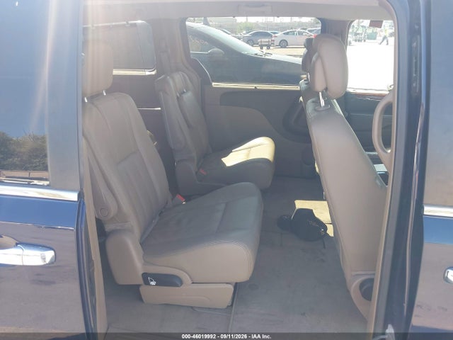 2016 Chrysler Town & Country Touring მანქანა იყიდება აუქციონზე, vin: 2C4RC1BG5GR188786, აუქციონის ნომერი: 46019992