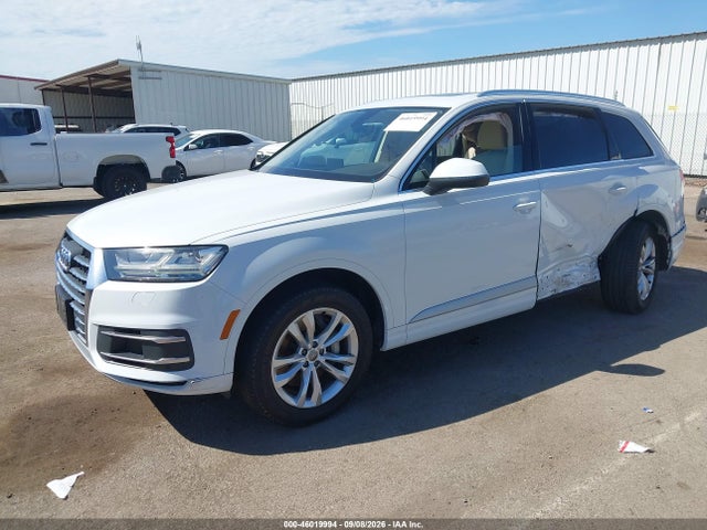 WA1AHAF70KD046537 Audi Q7 45 Premium