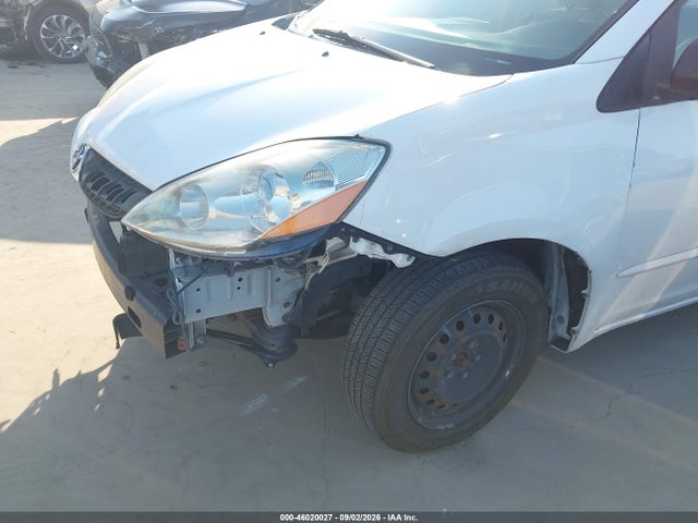 46020027 :رقم المزاد ، 5TDKK4CC8AS308953 vin ، 2010 Toyota Sienna Le مزاد بيع