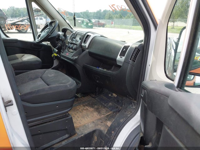2017 Ram Promaster 3500 Cargo Van High Roof 159 Wb Ext მანქანა იყიდება აუქციონზე, vin: 3C6URVJG2HE535986, აუქციონის ნომერი: 46020071