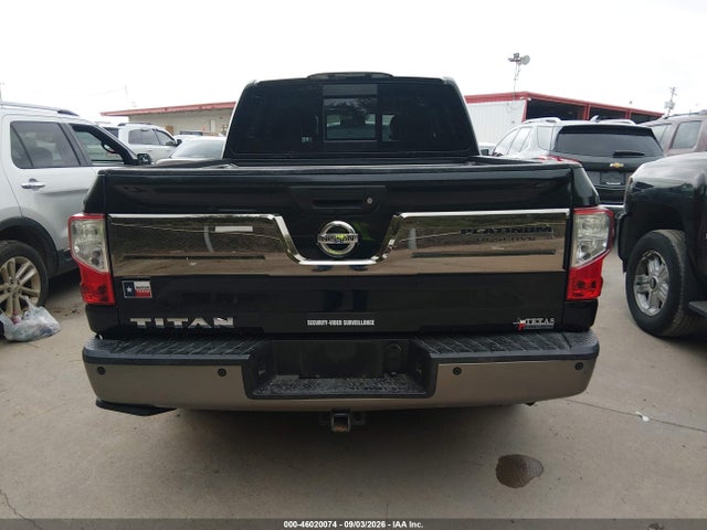 46020074 :رقم المزاد ، 1N6AA1E64HN528088 vin ، 2017 Nissan Titan Platinum Reserve مزاد بيع