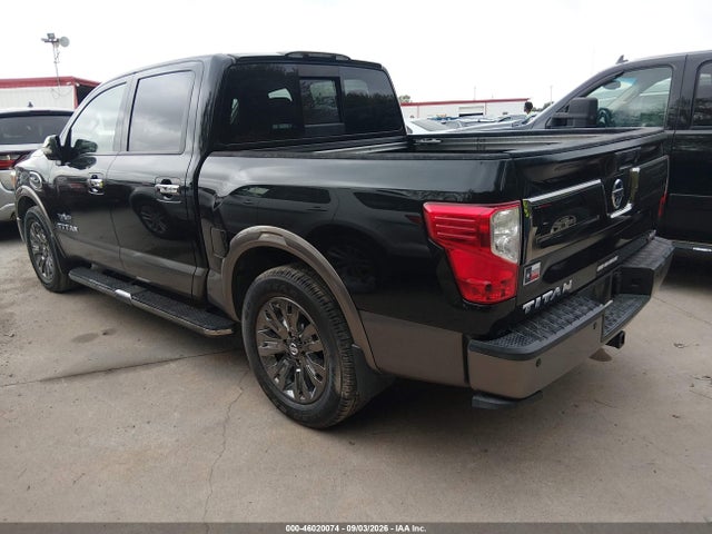 46020074 :رقم المزاد ، 1N6AA1E64HN528088 vin ، 2017 Nissan Titan Platinum Reserve مزاد بيع
