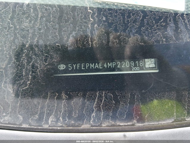 46020105 :رقم المزاد ، 5YFEPMAE4MP220918 vin ، 2021 Toyota Corolla Le مزاد بيع