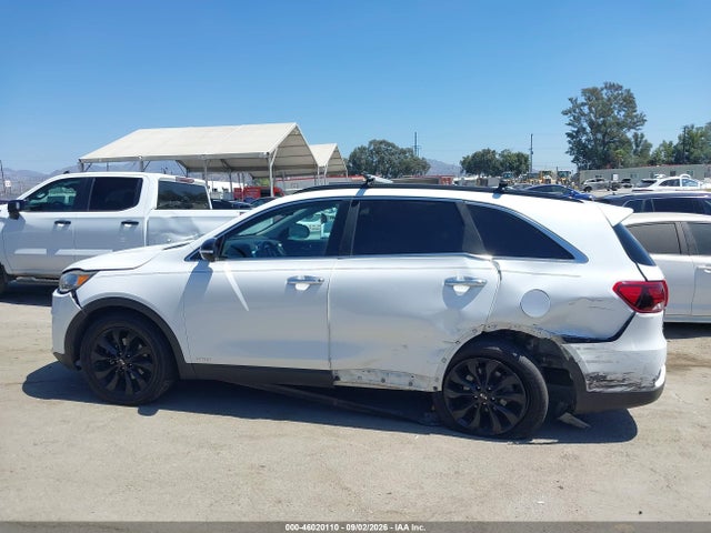 KIA Sorento 3.3l S 2019 5XYPGDA54KG584430 Image 14