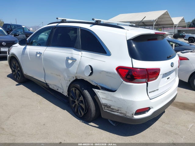 KIA Sorento 3.3l S 2019 5XYPGDA54KG584430 Image 3