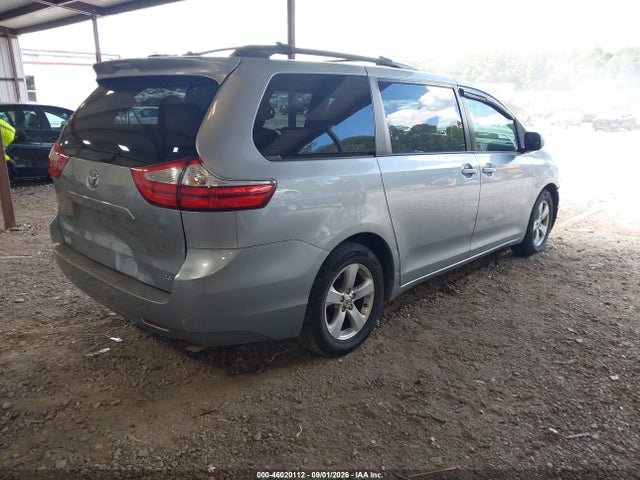 2015 Toyota Sienna Le 8 Passenger მანქანა იყიდება აუქციონზე, vin: 5TDKK3DCXFS535934, აუქციონის ნომერი: 46020112