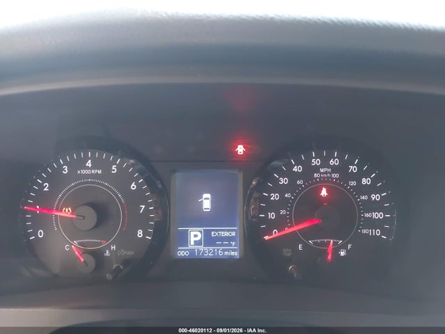 2015 Toyota Sienna Le 8 Passenger მანქანა იყიდება აუქციონზე, vin: 5TDKK3DCXFS535934, აუქციონის ნომერი: 46020112