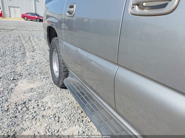 Продажа на аукционе авто 2001 Gmc Yukon Xl 1500 Slt, vin: 3GKEC16T71G128273, номер лота: 46020166