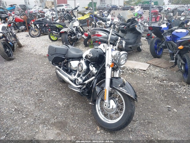 Harley-Davidson FLHC 2020 1HD1YAJ18LB010163 main image