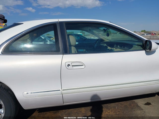1998 Lincoln Mark Viii მანქანა იყიდება აუქციონზე, vin: 1LNFM91V7WY687528, აუქციონის ნომერი: 46020226