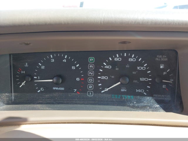 1998 Lincoln Mark Viii მანქანა იყიდება აუქციონზე, vin: 1LNFM91V7WY687528, აუქციონის ნომერი: 46020226