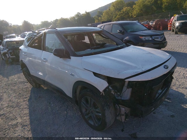 2021 Kia Seltos S მანქანა იყიდება აუქციონზე, vin: KNDEUCAA6M7188040, აუქციონის ნომერი: 46020236