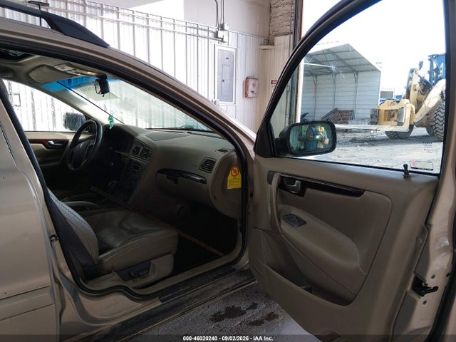Aukcja sprzedaży 2002 Volvo V70 Xc, vin: YV1SZ58D521048880, numer aukcji: 46020240