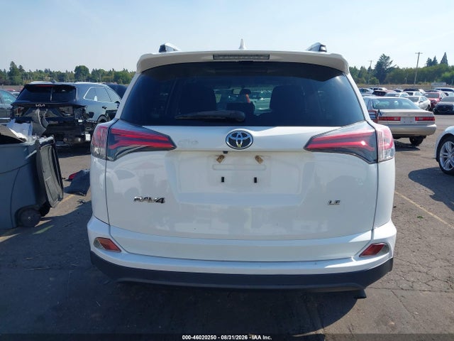 Toyota RAV4 LE 2016 JTMZFREV8GD080830 Image 16