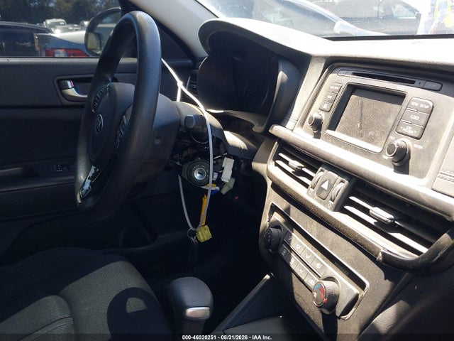 KIA Optima Lx 2016 KNAGT4L37G5108810 Image 6