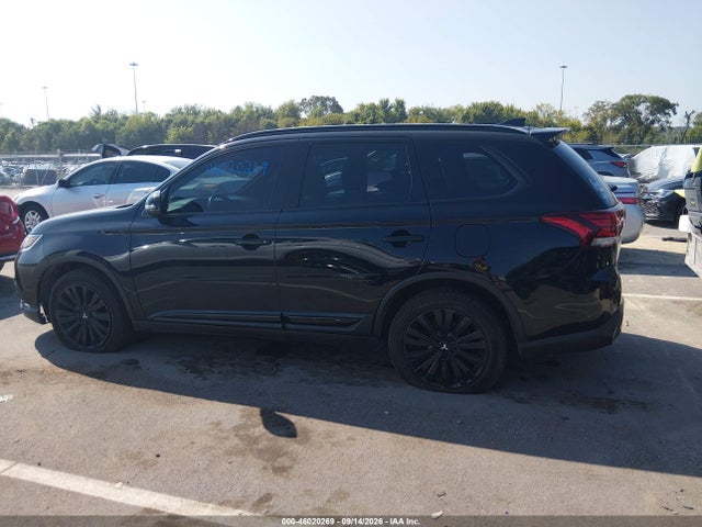 Продажа на аукционе авто 2020 Mitsubishi Outlander Le 2.4, vin: JA4AD3A35LZ004266, номер лота: 46020269