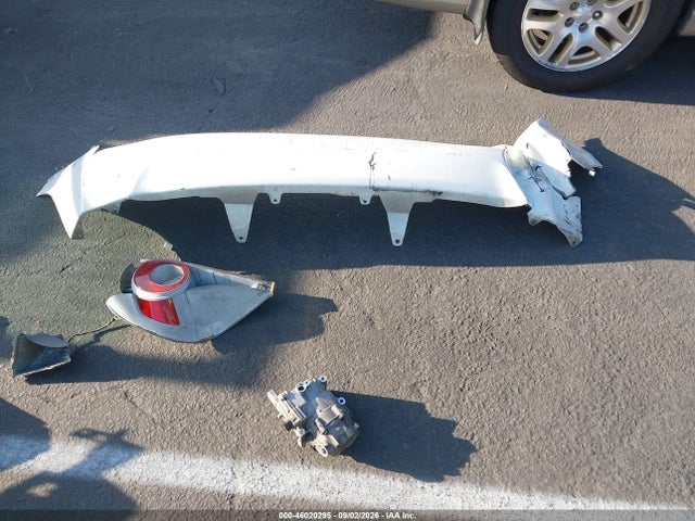 Toyota Prius C One 2014 JTDKDTB31E1562772 Image 12