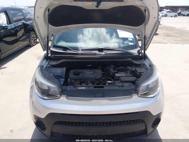 46020325 :رقم المزاد ، KNDJN2A23J7599213 vin ، 2018 Kia Soul مزاد بيع