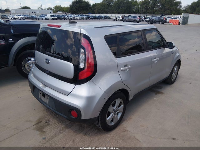 46020325 :رقم المزاد ، KNDJN2A23J7599213 vin ، 2018 Kia Soul مزاد بيع