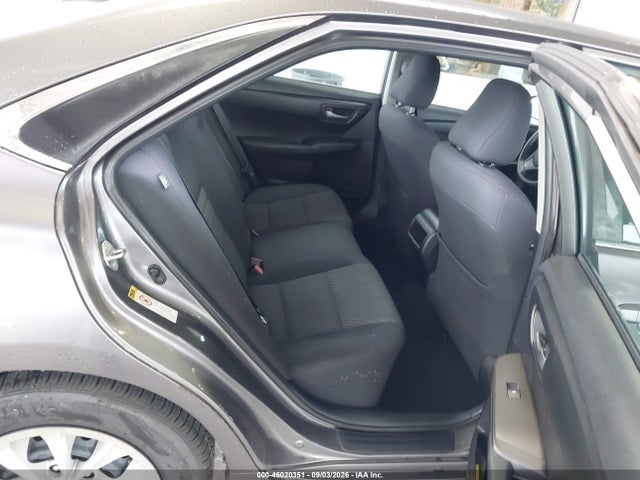 46020351 :رقم المزاد ، 4T1BF1FK8FU096270 vin ، 2015 Toyota Camry Le مزاد بيع